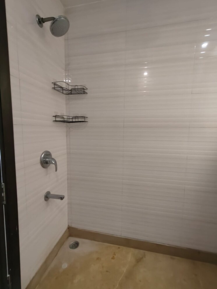 Bathroom, chattarpur 2 Bedroom 810 Sq.Ft. Builder Floor In Chattarpur Delhi 9044205