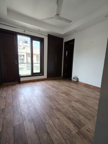 Room in 2 BHK Builder Floor at Chattarpur – for Rent