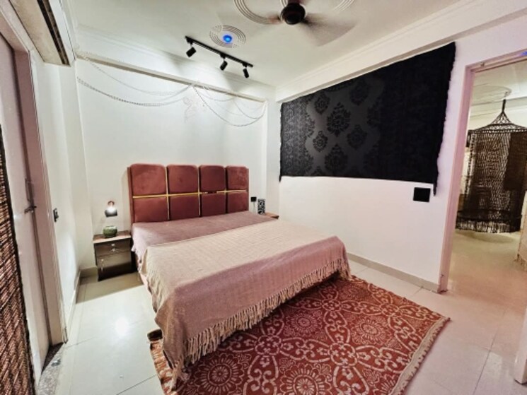 Bedroom, freedom fighters enclave 2 Bedroom 1000 Sq.Ft. Apartment In Freedom Fighters Enclave Delhi 9044230