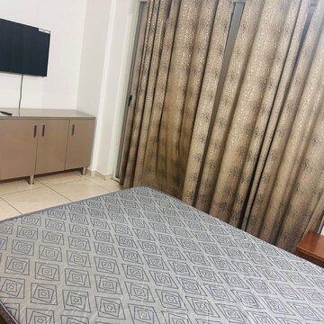 Room in 4 BHK Apartment at Sushma Chandigarh Grande, Ghazipur – for Rent