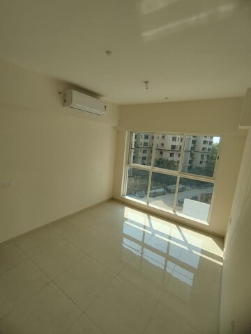 Room in 4 BHK Apartment at L&T Emerald Isle, Powai – for Rent