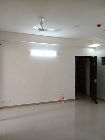 3 BHK Apartment For Rent in Mahagun Mywoods, Sector 16c Greater Noida