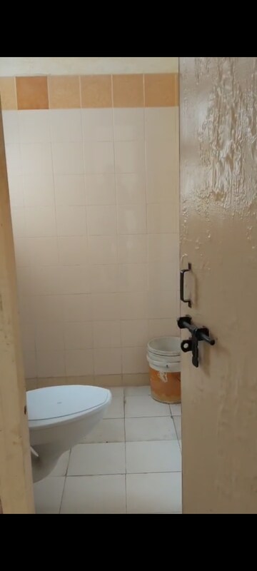 Bathroom in 3 BHK Apartment at Omaxe Heights, Sector 86 – for Sale