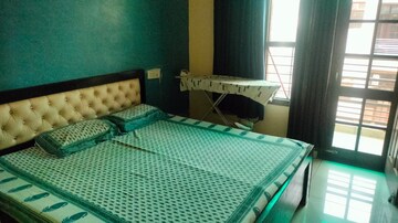 2 BHK Builder Floor For Rent in Vip Road