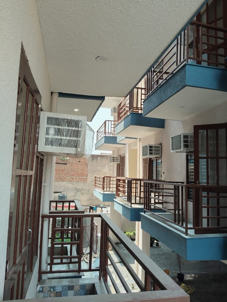 Exterior View, sector 67 Pg For Boys & Girls In Sector 67 9044493