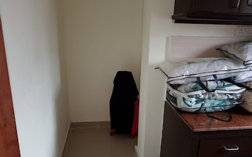 Furnished Amenities in 3 BHK Penthouse at Greentech City Duplex, Rajarhat – for Sale