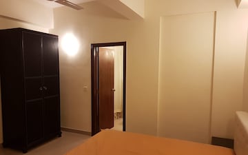 Room in 3 BHK Penthouse at Greentech City Duplex, Rajarhat – for Sale