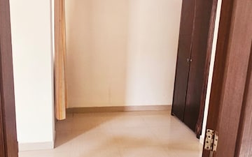 Room in 3 BHK Penthouse at Greentech City Duplex, Rajarhat – for Sale