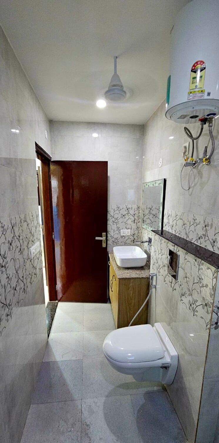 Kitchen, sector 40 Studio 800 Sq.Ft. Builder Floor In Sector 40 Gurgaon 9044588