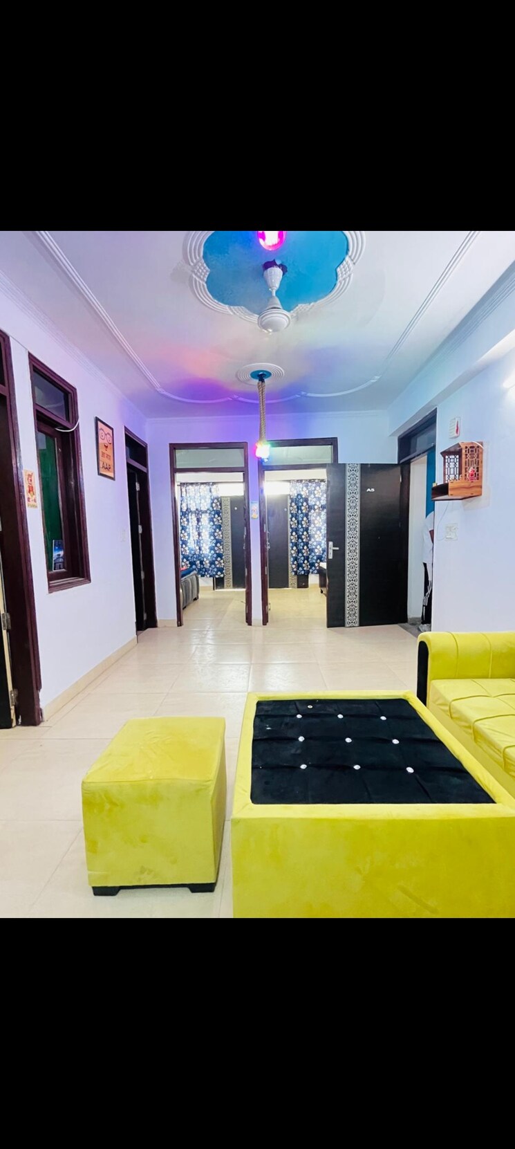 Living Room, saket 2 Bedroom 950 Sq.Ft. Builder Floor In Saket Delhi 9044587