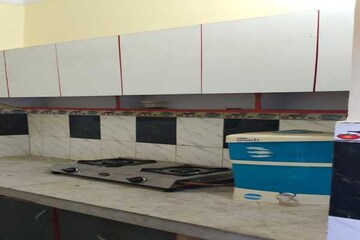 Kitchen in 1 BHK Apartment at Lajpat Nagar ii – for Rent