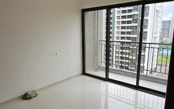 2 BHK Apartment For Rent in Mirchandani Shalimar Triumph, Viman Nagar