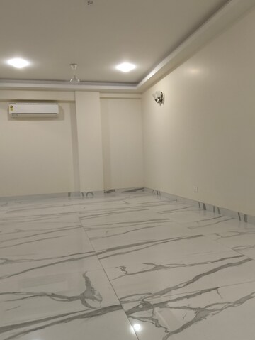 Room in 3 BHK Builder Floor at East Of Kailash – for Rent