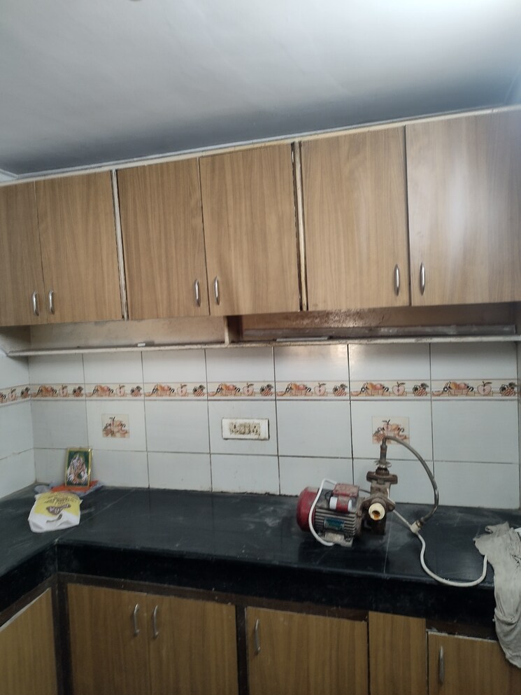 Kitchen, freedom fighters enclave 2 Bedroom 1100 Sq.Ft. Builder Floor In Freedom Fighters Enclave Delhi 9044718