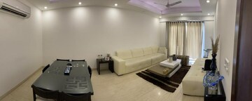 Living Room in 3 BHK Builder Floor at Dlf Phase ii – for Rent