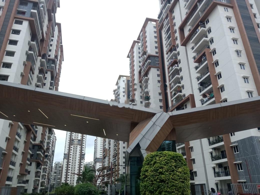 2.5 BHK Apartment For Rent in Aparna Sarovar Zenith