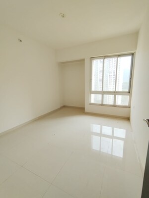 Room in 2 BHK Apartment at Puranik Rumah Bali, Ghodbunder Road – for Sale