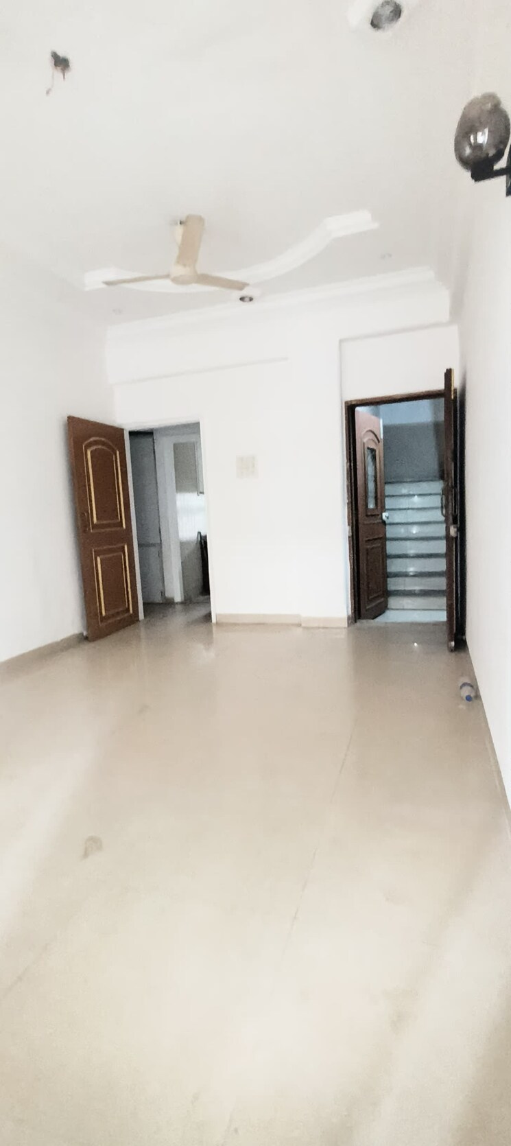 Room, hillslope-chs 2 Bedroom 800 Sq.Ft. Apartment In Pali Hill Mumbai 9045022