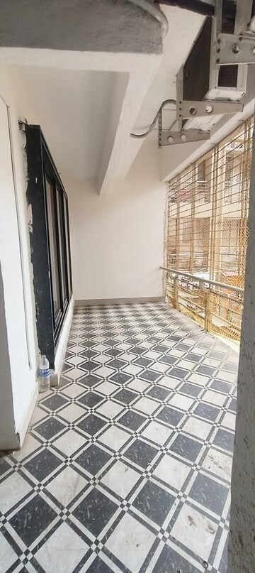 Staircase in 2 BHK Apartment at Hillslope CHS, Pali Hill – for Rent