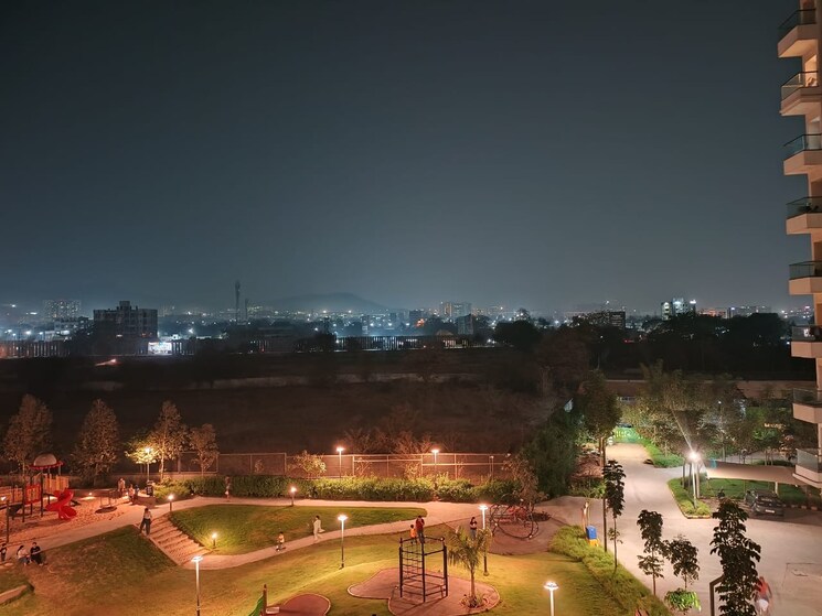 Swimming Pool, vilas-javdekar-yashone-hinjawadi-phase-1 2 Bedroom 750 Sq.Ft. Apartment In Hinjewadi Pune 9045038