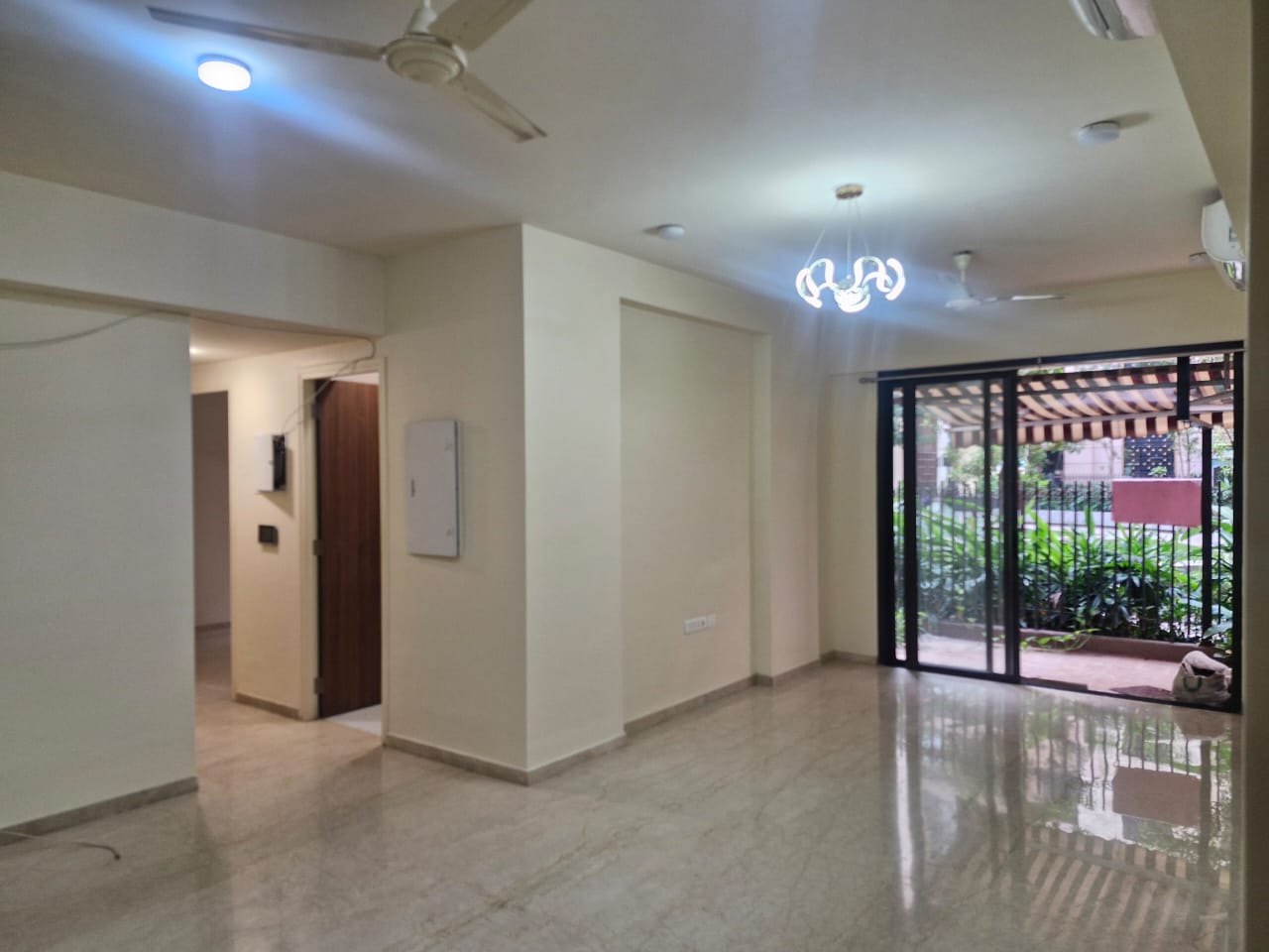 3.5 BHK + Extra Room Apartment For Rent in Lodha Sterling Tower H