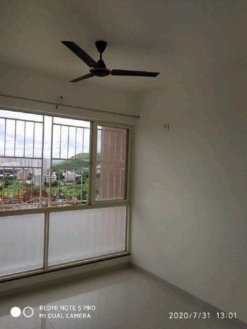 Room in 2 BHK Apartment at Kohinoor Tinsel County, Hinjewadi – for Rent