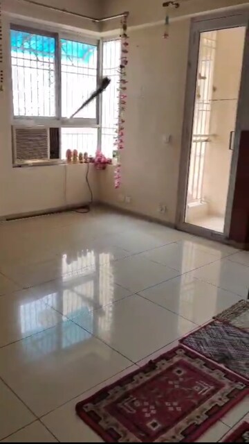Room in 1 BHK Apartment at Wave Dream Homes, Wave City – for Rent