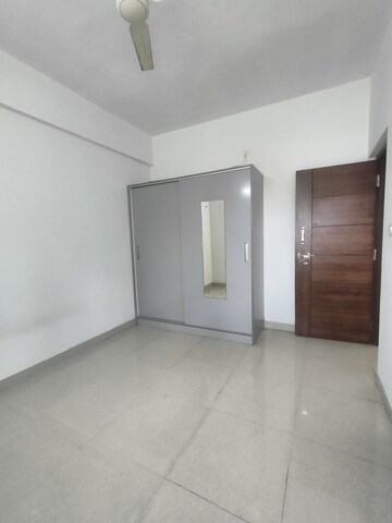 Room in 2 BHK Builder Floor at Hsr Layout – for Rent