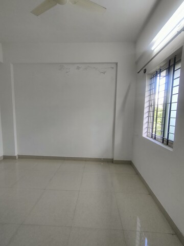 Room in 2 BHK Builder Floor at Hsr Layout – for Rent