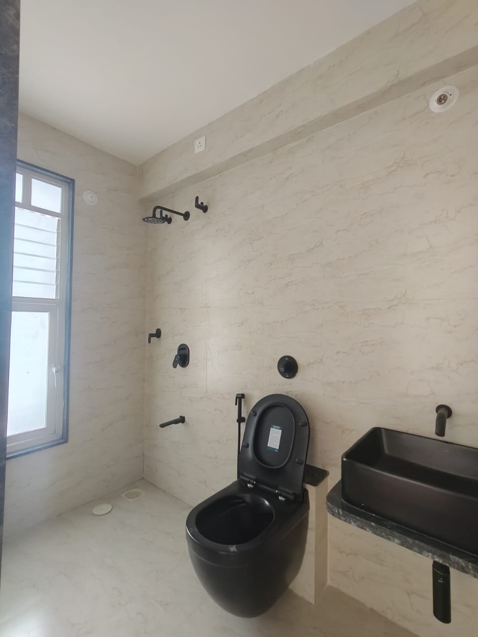 4 BHK + Pooja Room Apartment For Rent in Unique K Town