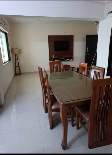 Furnished Amenities in 2 BHK Apartment at Kalyani Nagar – for Rent