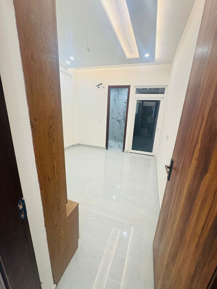 Room, maya-green-lotus-saksham 3 Bedroom 1942 Sq.Ft. Apartment In International Airport Road Zirakpur 9045228