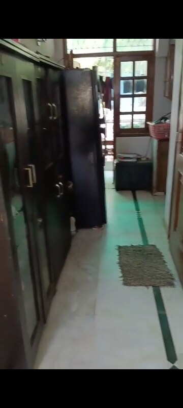 Gym in 2 BHK Builder Floor at Lajpat Nagar – for Rent