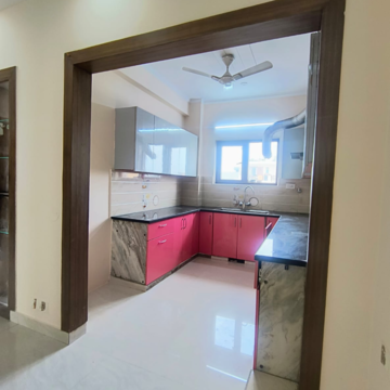 Kitchen in 2.5 BHK Builder Floor at Sector 23 – for Rent