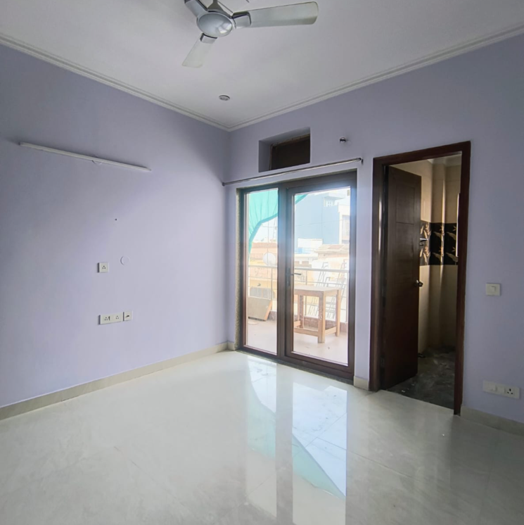 Room, sector 23 2.5 Bedroom 1200 Sq.Ft. Builder Floor In Sector 23 Gurgaon 9045416