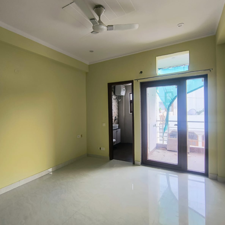 Room, sector 23 2.5 Bedroom 1200 Sq.Ft. Builder Floor In Sector 23 Gurgaon 9045416