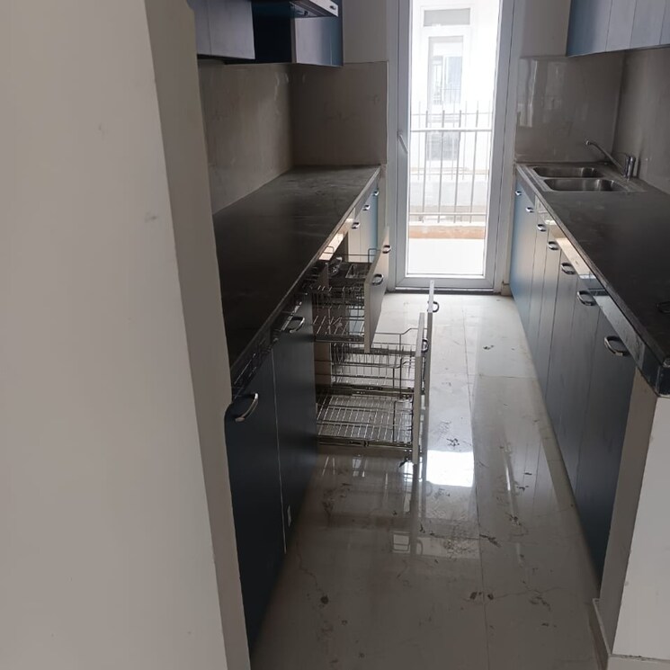 Kitchen, smart-world-gems 3 Bedroom 1423 Sq.Ft. Apartment In Sector 89 Gurgaon 9045424