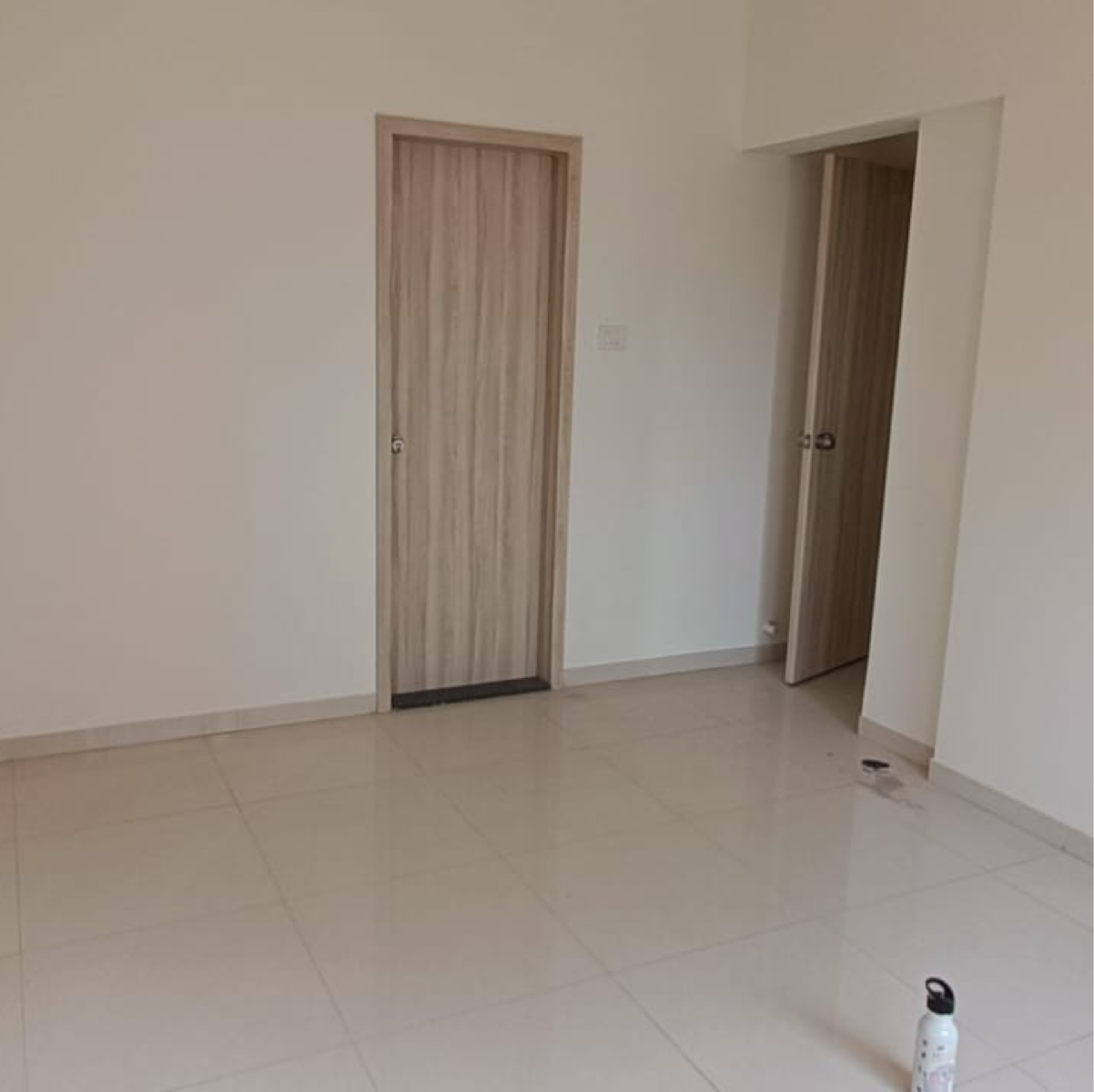 2 BHK + Pooja Room Apartment For Rent in Merlin Elementa