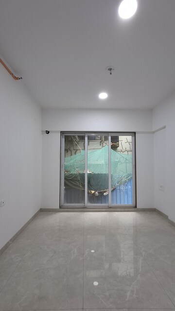 Furnished Amenities in 2 BHK Apartment at Apex Green Wood, Borivali East – for Sale