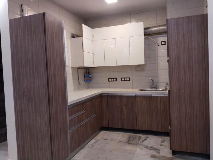 Kitchen, freedom fighters enclave 3 Bedroom 1400 Sq.Ft. Builder Floor In Freedom Fighters Enclave Delhi 9045547