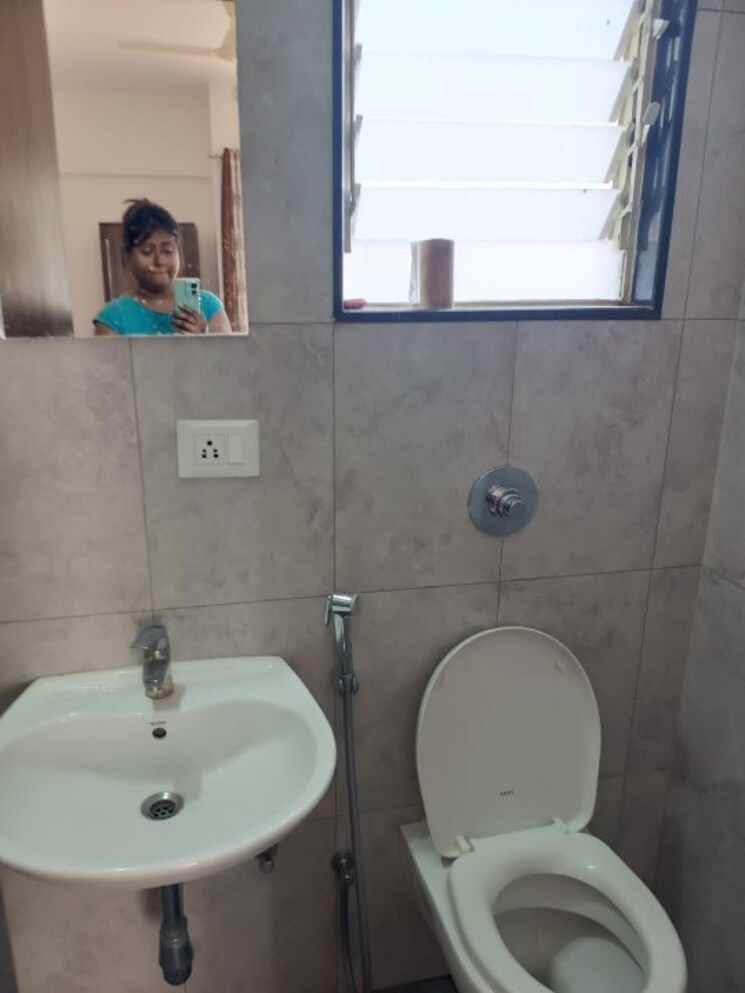 Bathroom, vilas-javdekar-yashone-maan 2 Bedroom 750 Sq.Ft. Apartment In Hinjewadi Pune 9045471