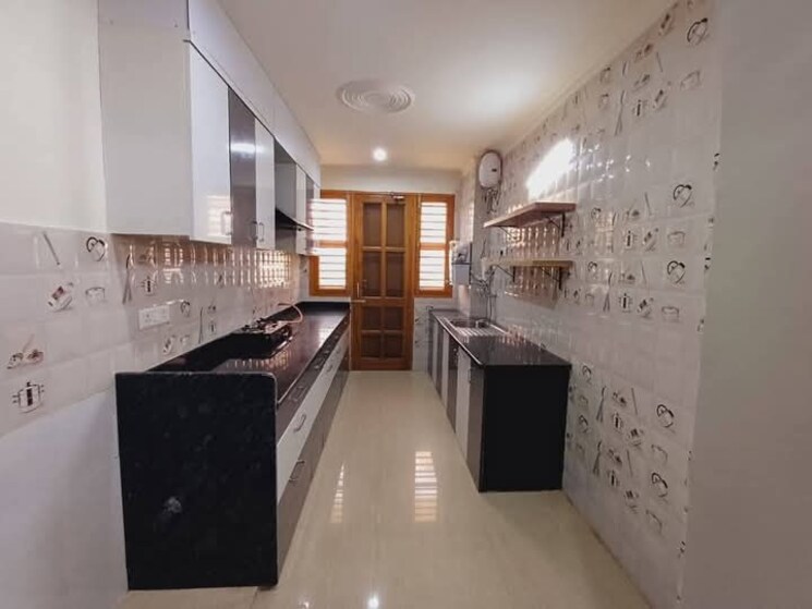 Kitchen, saket 3 Bedroom 1500 Sq.Ft. Apartment In Saket Delhi 9045516