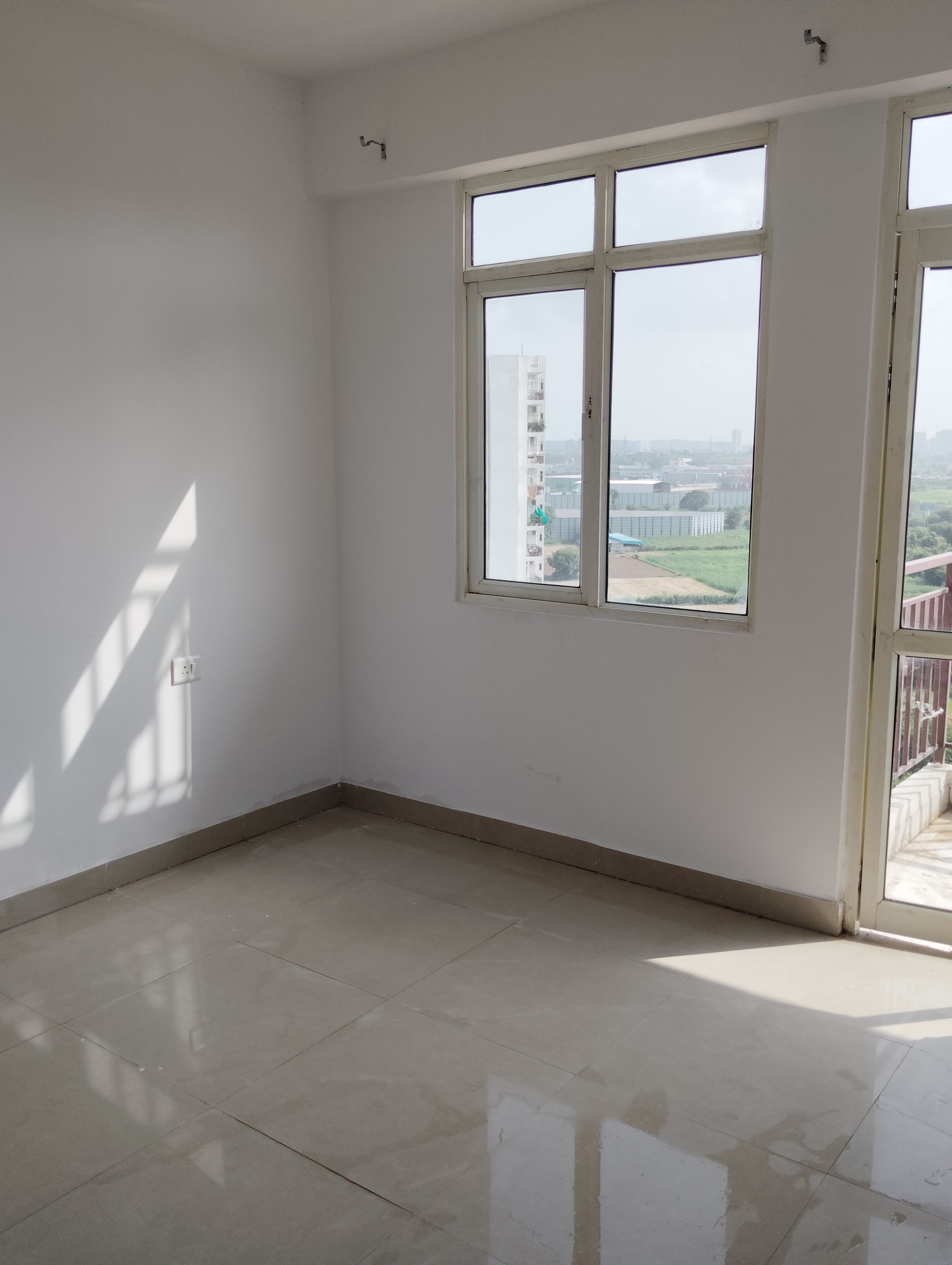 2 BHK + Extra Room 735 Sq.Ft. Apartment in Suncity Avenue 76