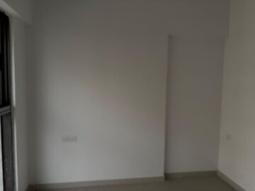 Room in 2 BHK Apartment at UK Iridium, Kandivali East – for Sale
