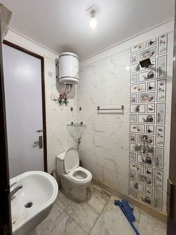 Bathroom in 3 BHK Apartment at Khirki Extension – for Rent