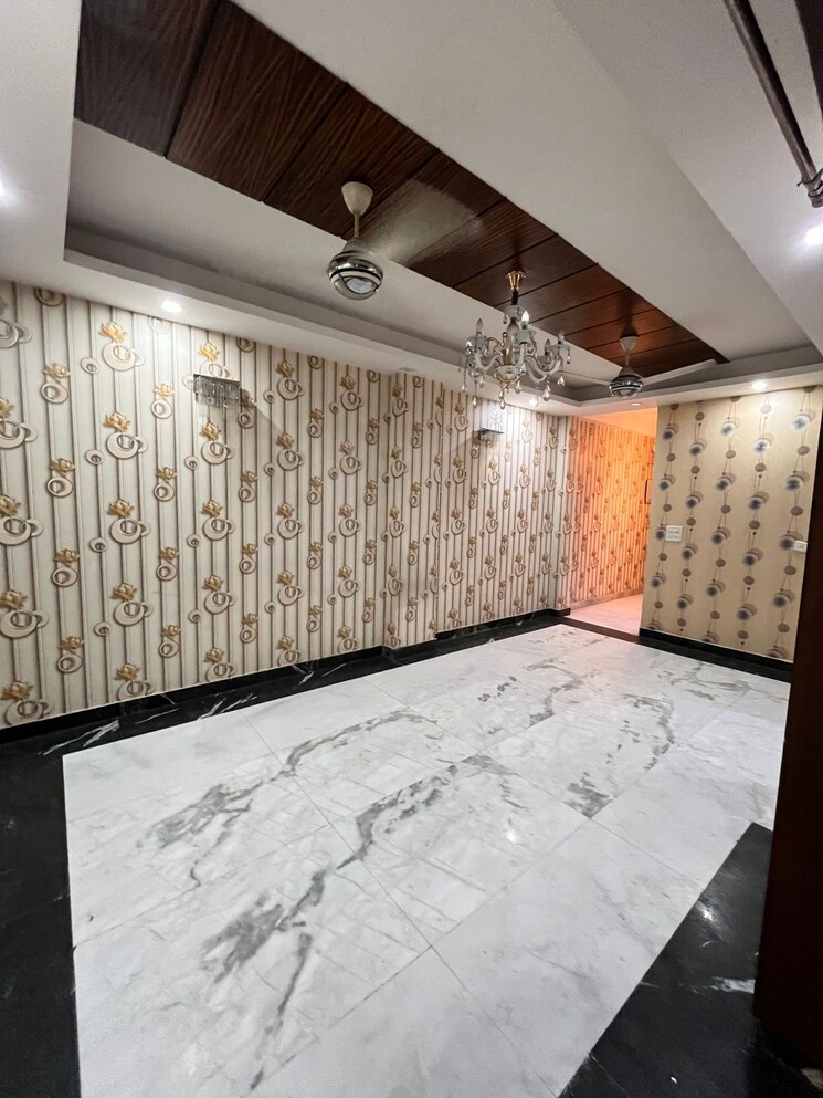 Kitchen, khirki extension 3 Bedroom 1100 Sq.Ft. Apartment In Khirki Extension Delhi 9045522