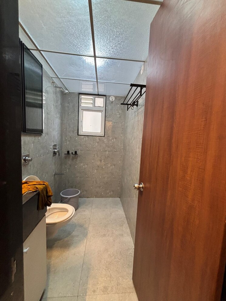 Bathroom, vtp-leonara 2 Bedroom 806 Sq.Ft. Apartment In Mahalunge Pune 9045628