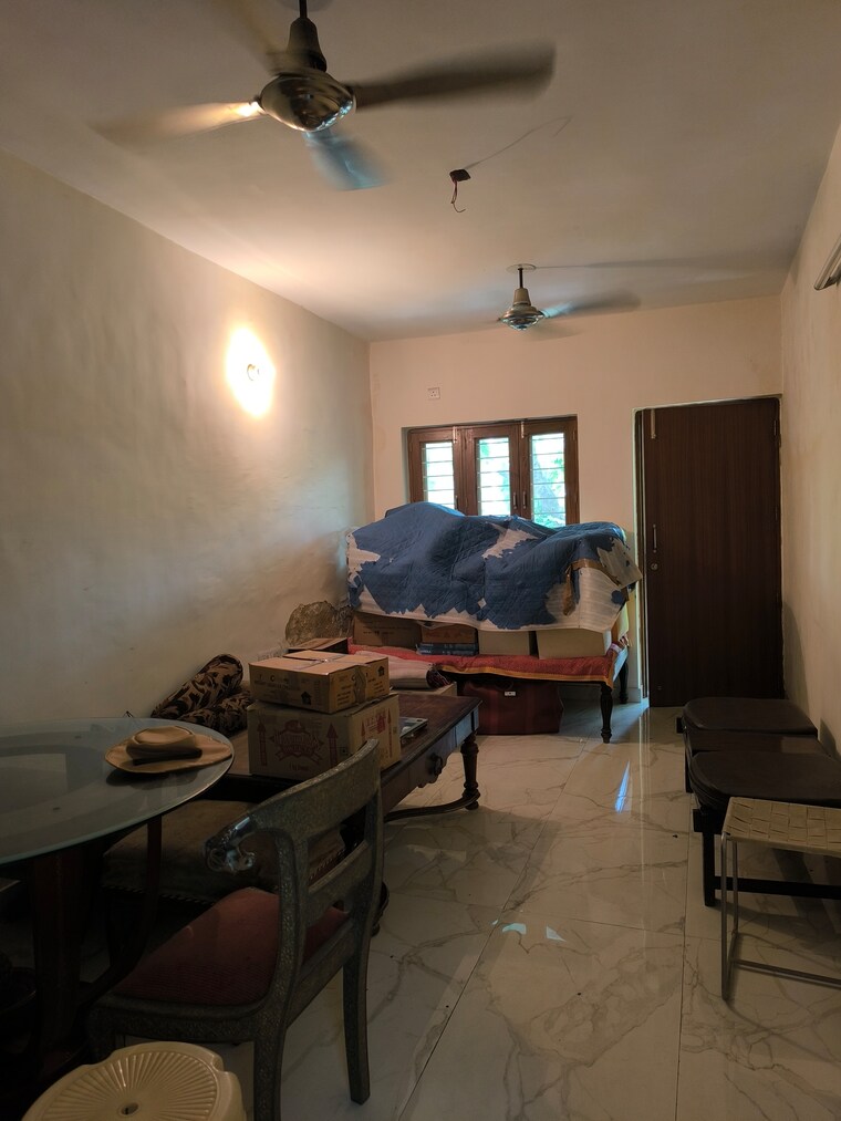 Living Room, vasant kunj 3 Bedroom 1500 Sq.Ft. Apartment In Vasant Kunj Delhi 9045702