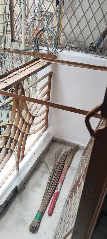 Staircase in 1 BHK Builder Floor at Malviya Nagar – for Rent