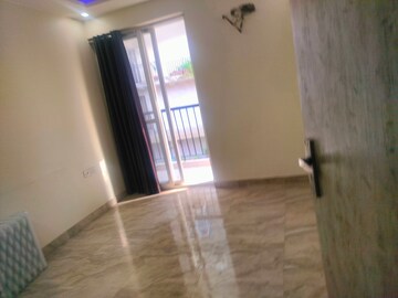 Room in 1 BHK Apartment at Shalimar Nest, Vasant Kunj – for Rent